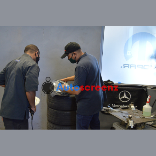 Autoscreenz Headlight Restoration Training Mercedes Benz (4)