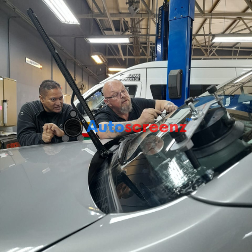 Autoscreenz Windscreen Repair Training Toyota (12)